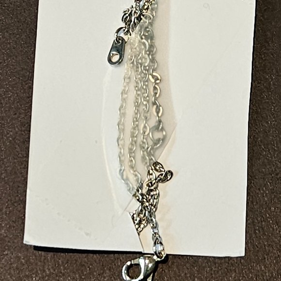 Drama Queen necklace - Picture 3 of 3